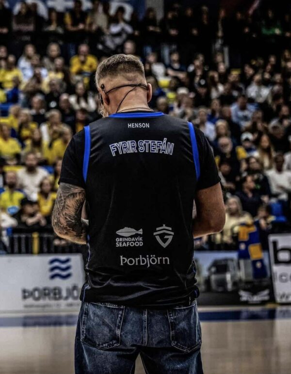 Fyrir Stefán - Barnasett svart